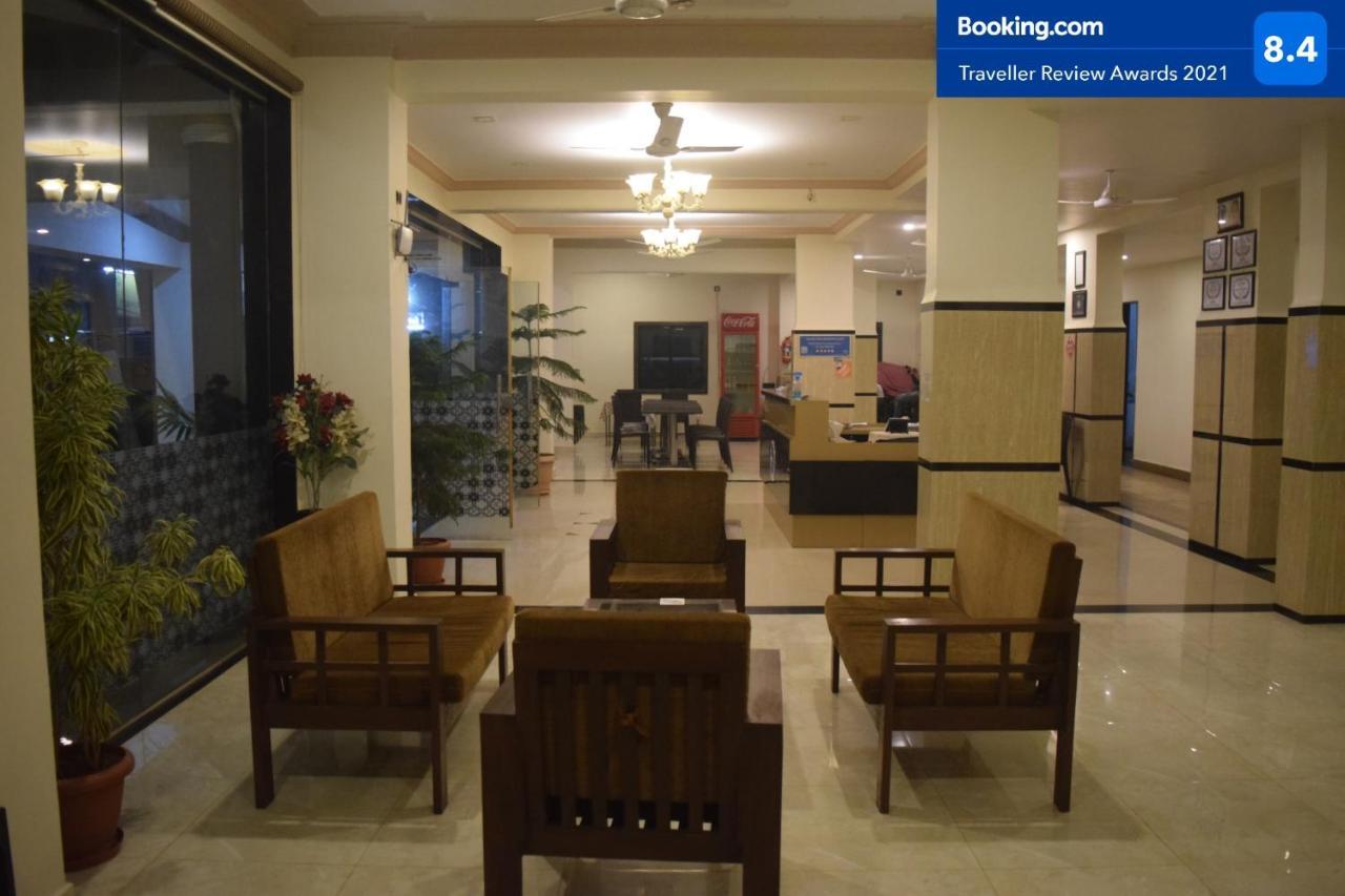 Hotel Murud Marina 외부 사진